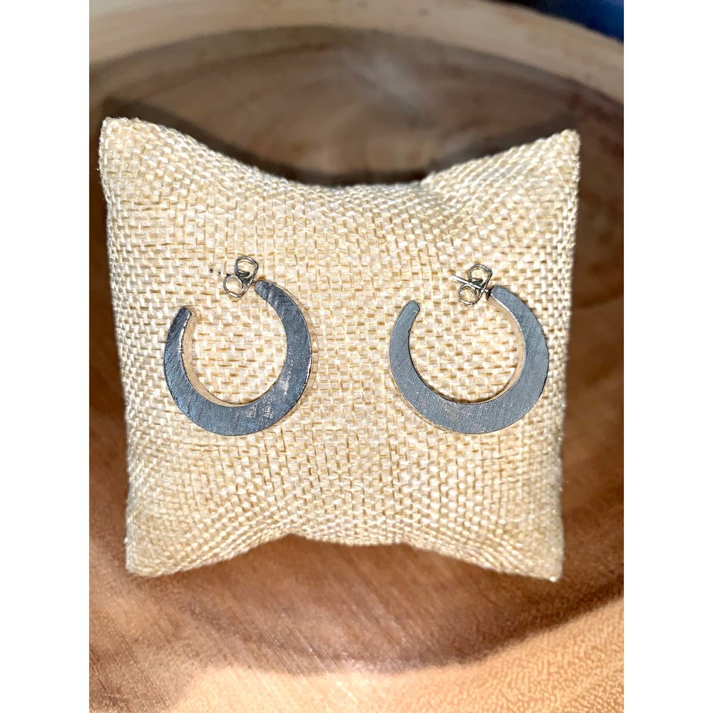 Sterling Silver Textured Crescent Hoops Earrings EUC